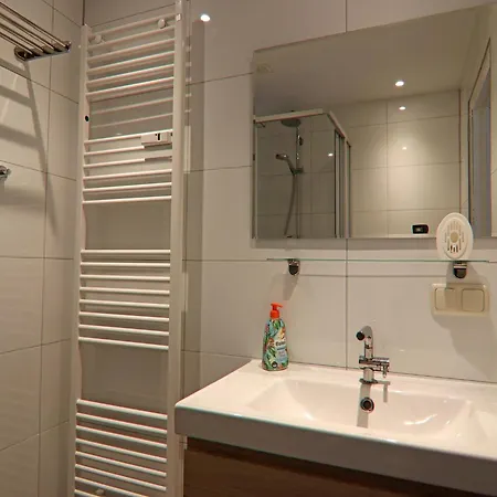 Apartment, Apartment